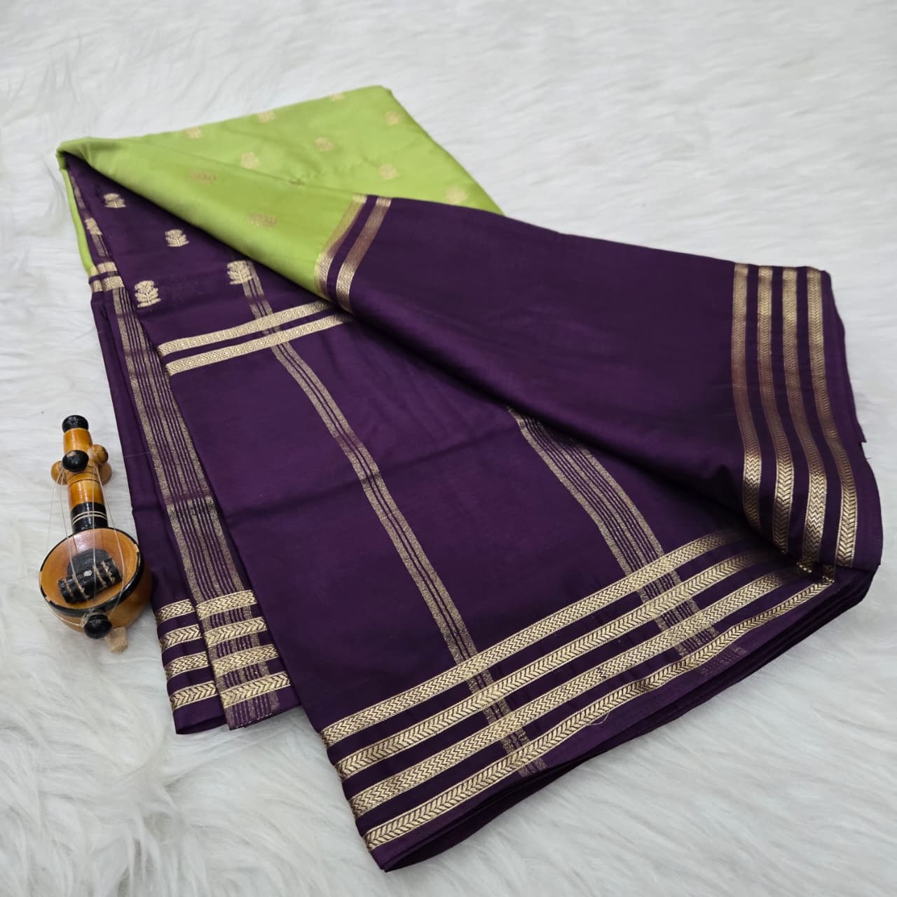 Contrast Blouse Semi Mysore Crepe Silk Cotton Saree